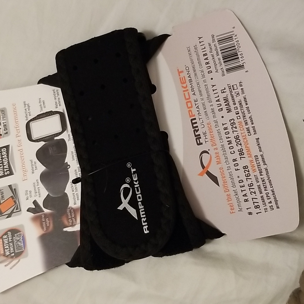 Armpocket - Picture 2 of 3